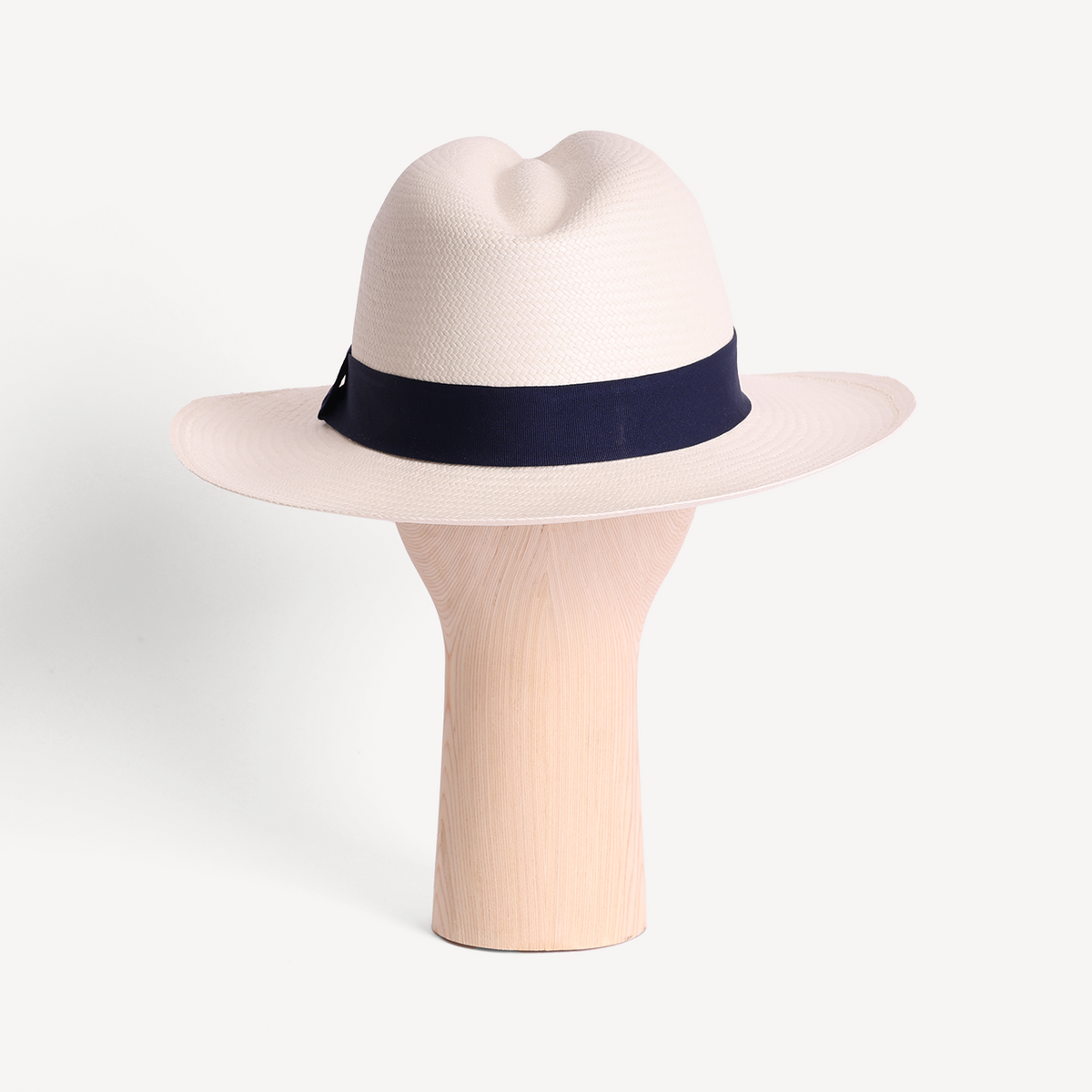 Panama type hats shop